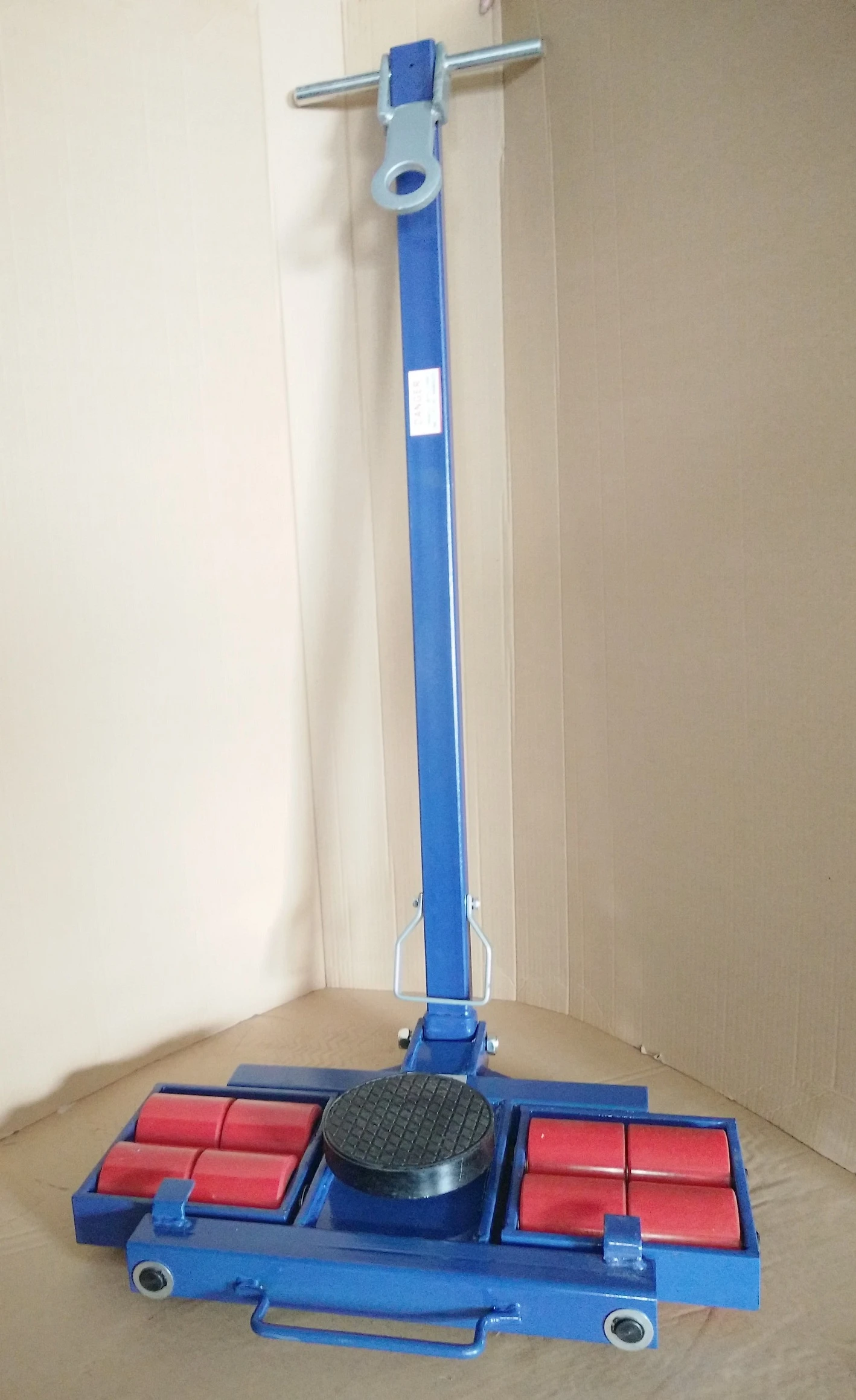 steerable moving skates(001)